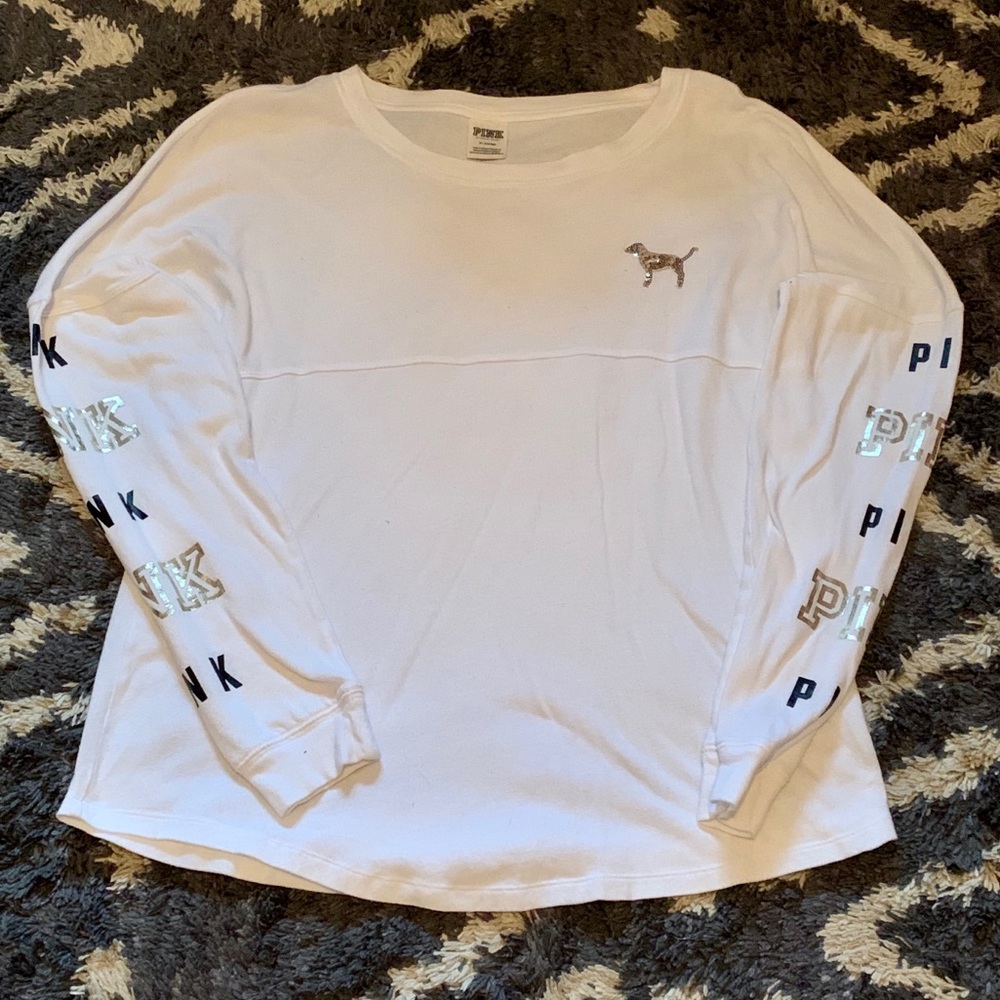 PINK Victoria’s Secret Lightweight Shirt